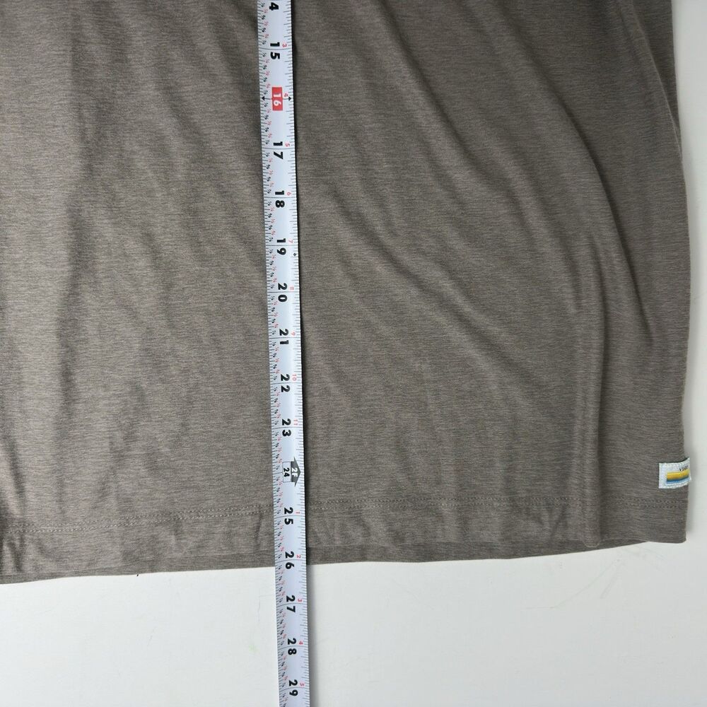 Vuori Short Sleeve Strato Pocket Tee Sz Medium Relaxed Fit Taupe Heather Stretch - Picture 9 of 10